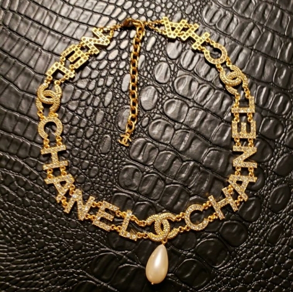 CHANEL Jewelry - CHANEL Necklace